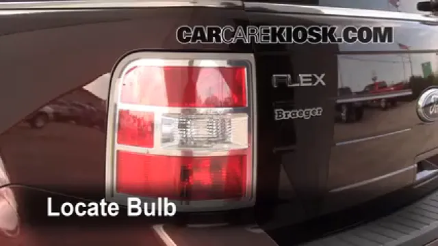 2009 Ford Flex SEL 3.5L V6 Lights Reverse Light (replace bulb)